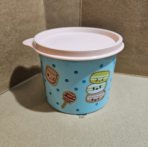 Tupperware Little Face Set - Picture 4 of 6